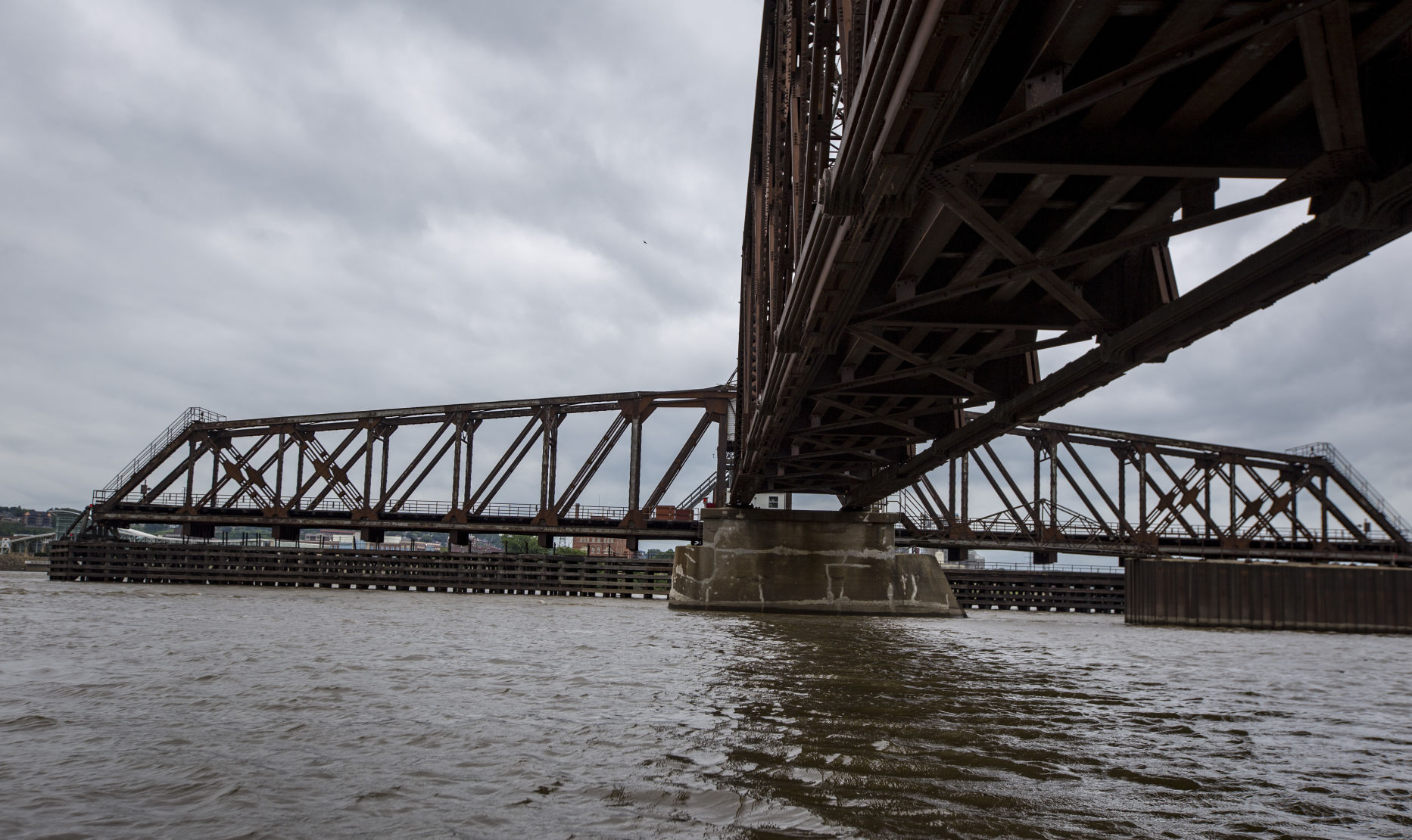 THE GREAT RIVER-0480